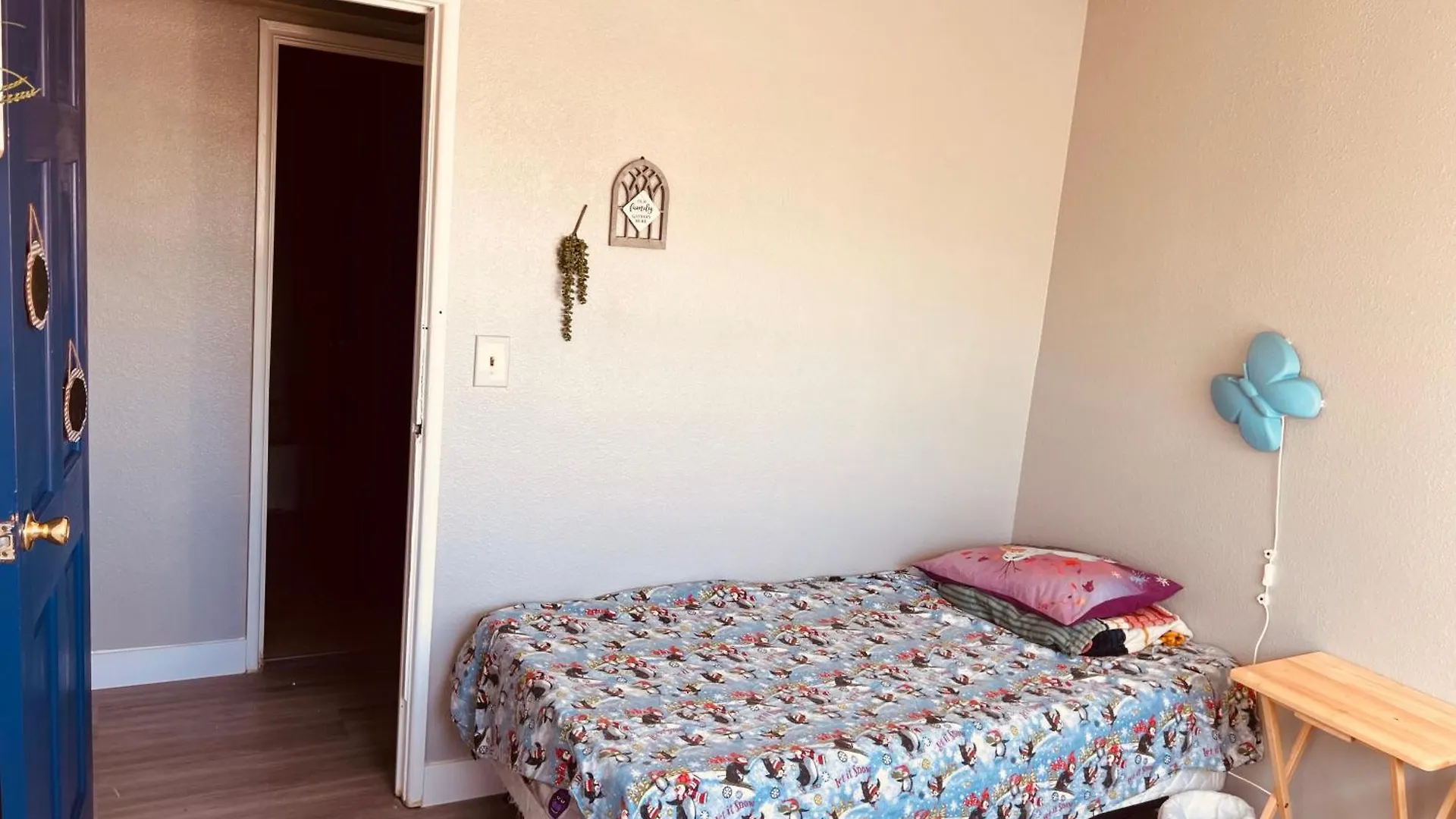 Las Vegas Simple Bed Share Room
